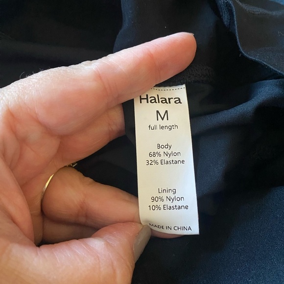 HALARA SoCinched High Waisted Black Tummy Control Leggings Side Pocket Medium - Picture 9 of 10